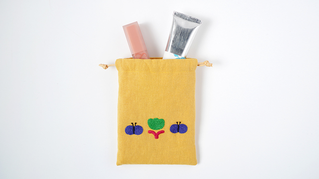手刺繍 巾着ポーチ ( 花とちょうちょ )