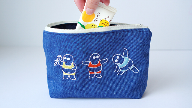 【 受注販売 】手刺繍 デニムポーチ ( エクササイズ ) / マチつき