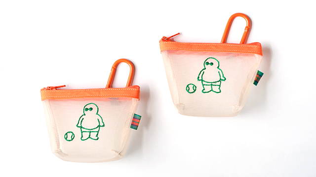カラビナ付き！手刺繍ミニメッシュポーチ – ふとっちょおじさん＆ボール